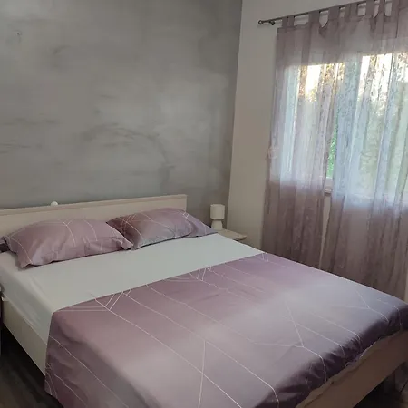 Kiara Apartment